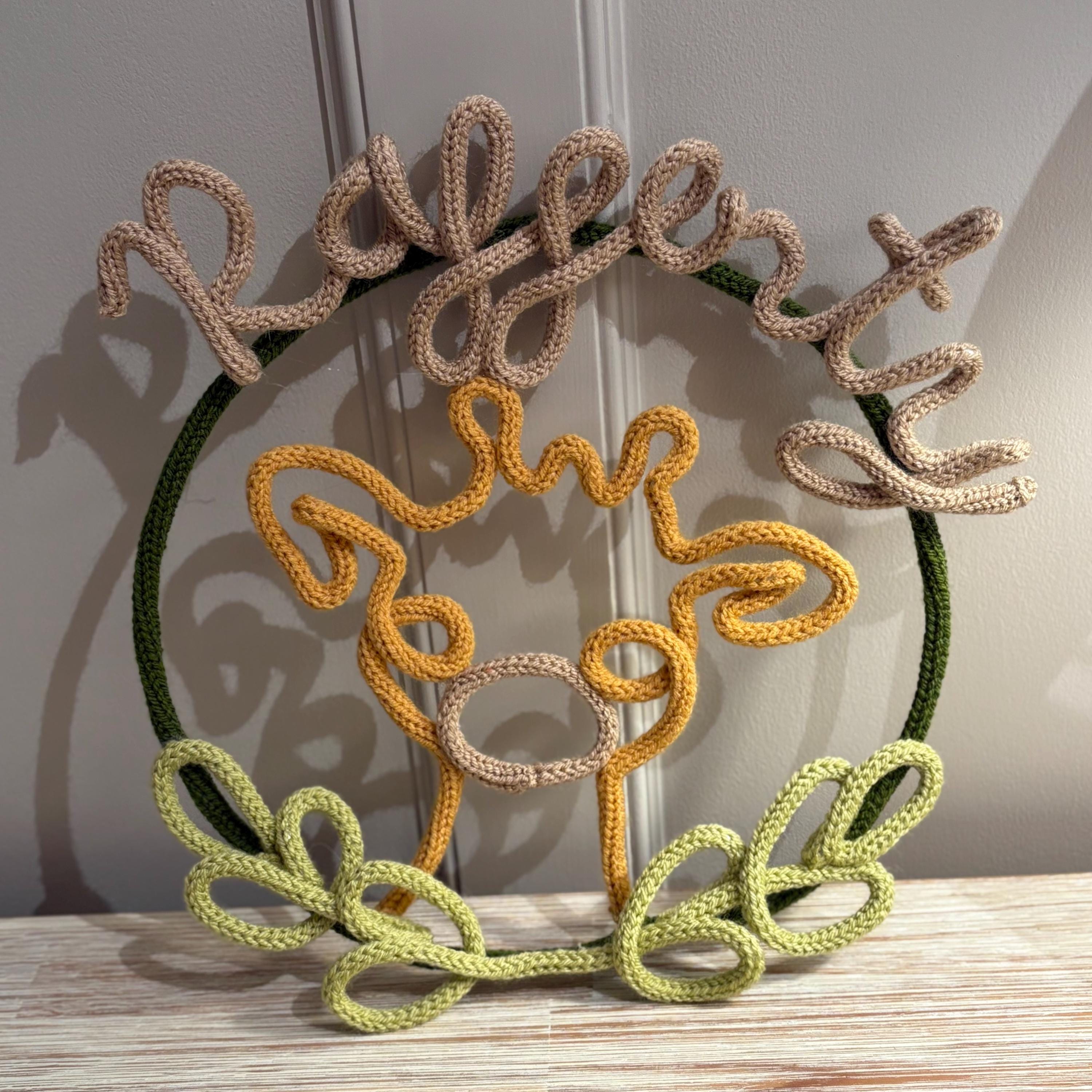 Personalised Giraffe Name Sign / Handmade Nursery Wall Decor/ Knitted Wire Giraffe Art for Safari or Jungle Nursery