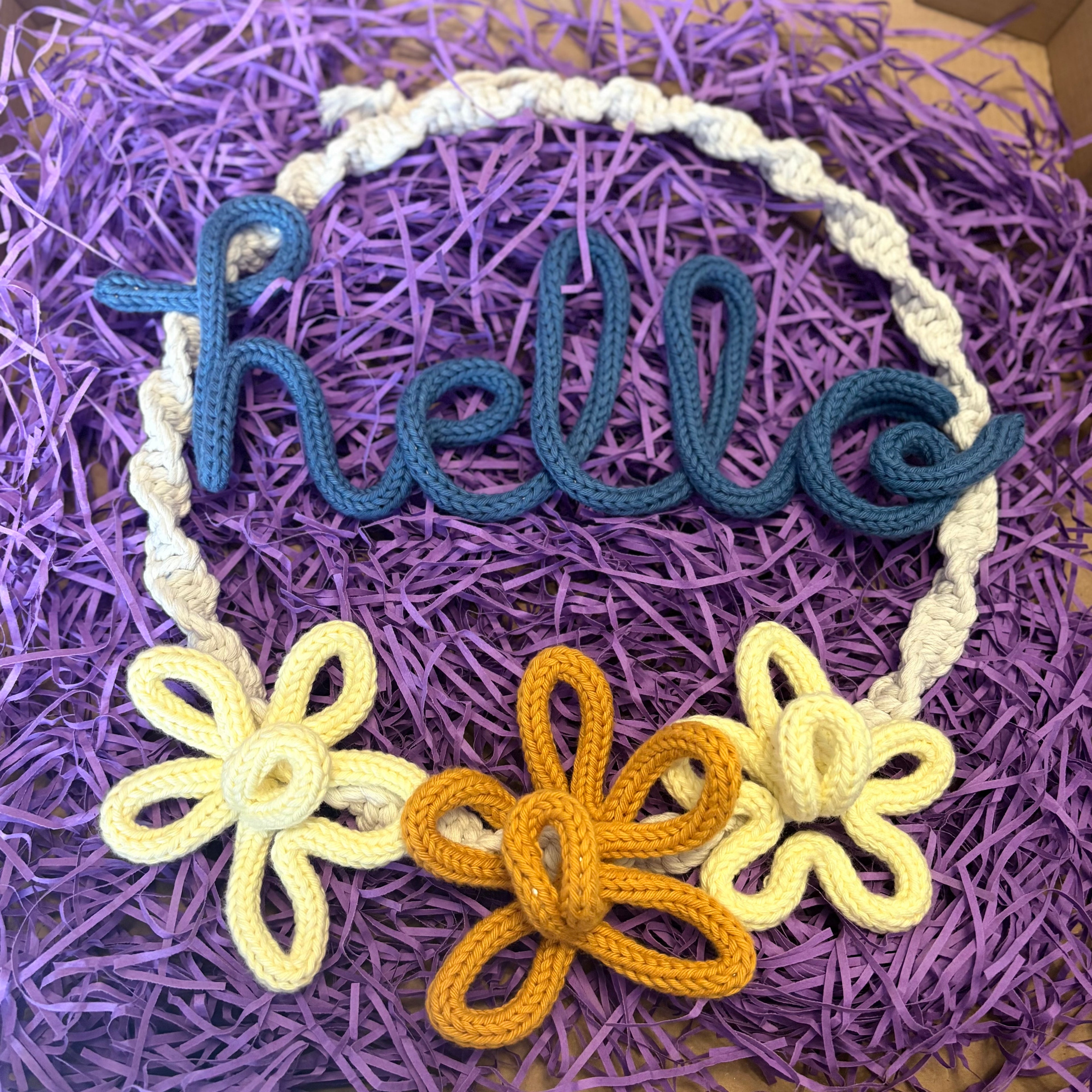 Macrame Hello Wreath with Knitted Wire Art & 3 Daisy Flowers