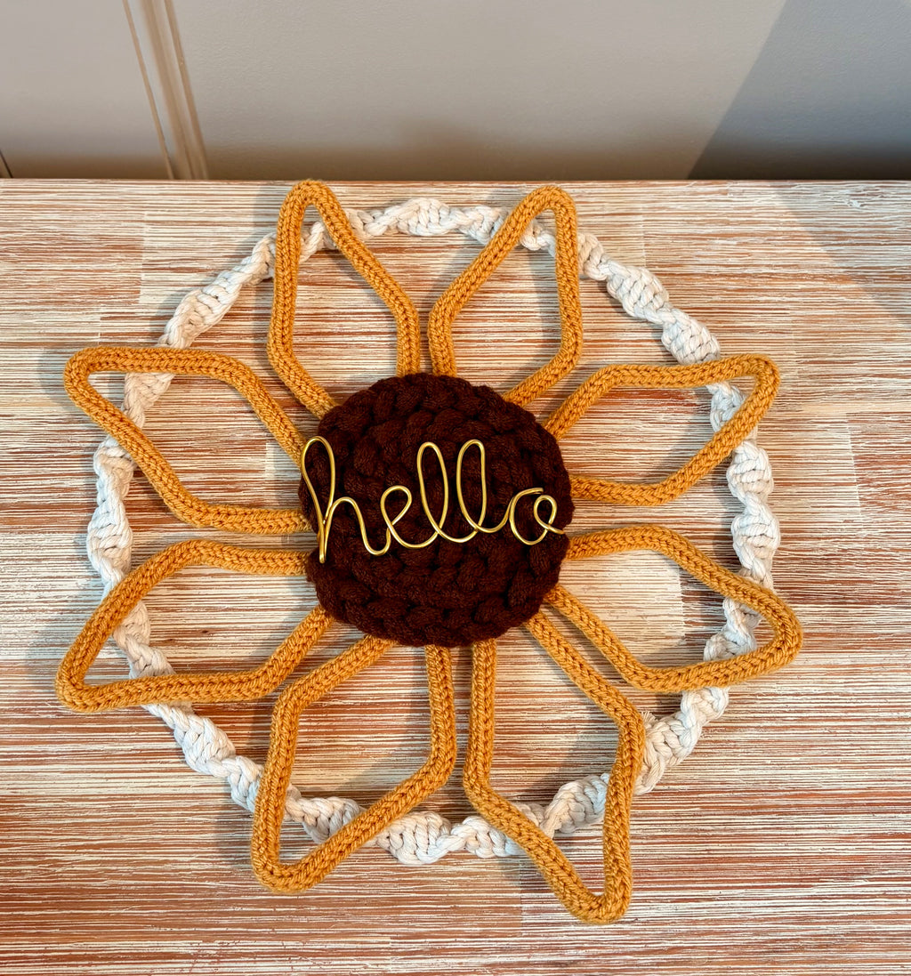 Handmade Knitted Wire Art Sunflower Wall Hanging – Macramé & Crochet Home Décor | 30cm