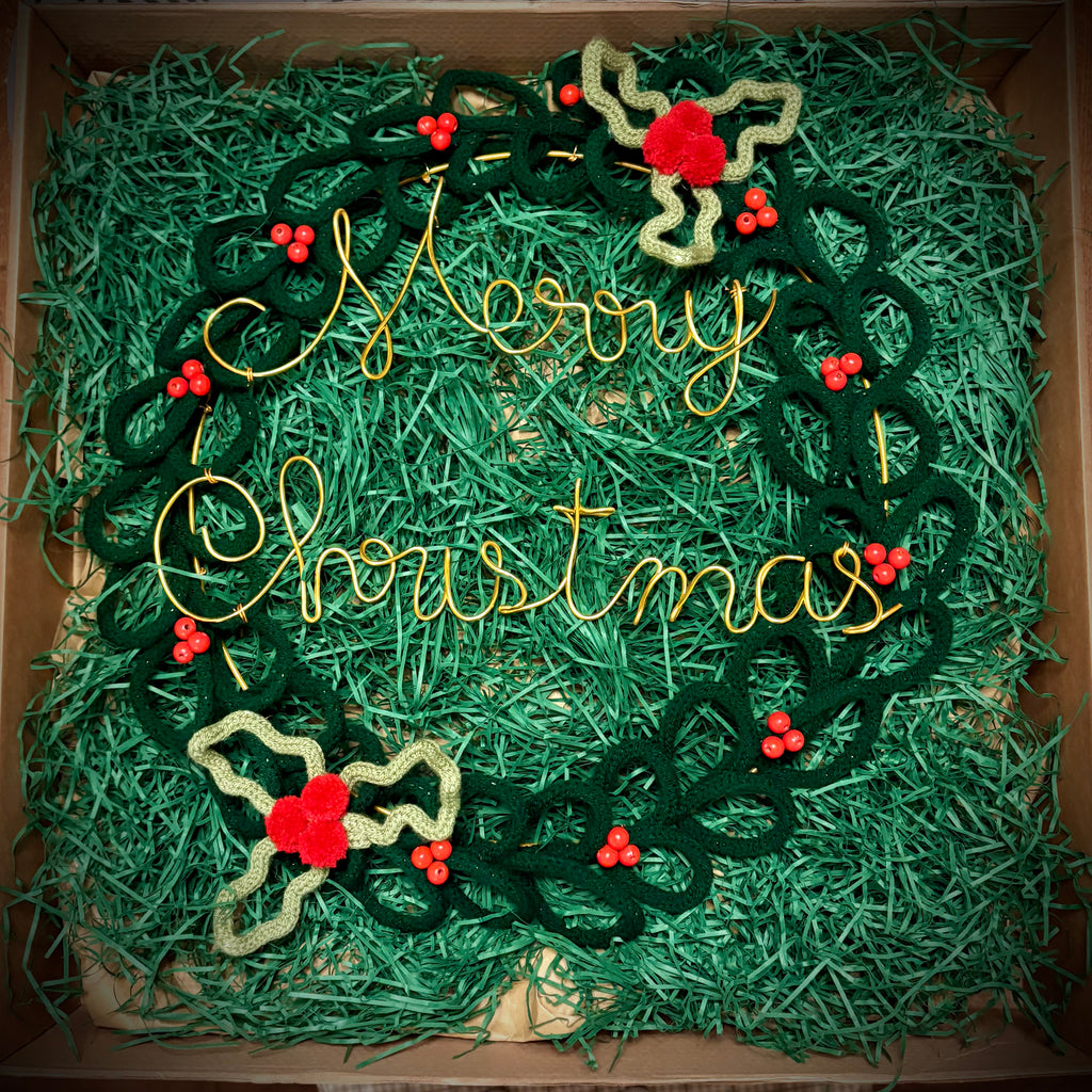 Large Handmade Knitted Wire Art Christmas Wreath - 50cm Merry Christmas Wreath