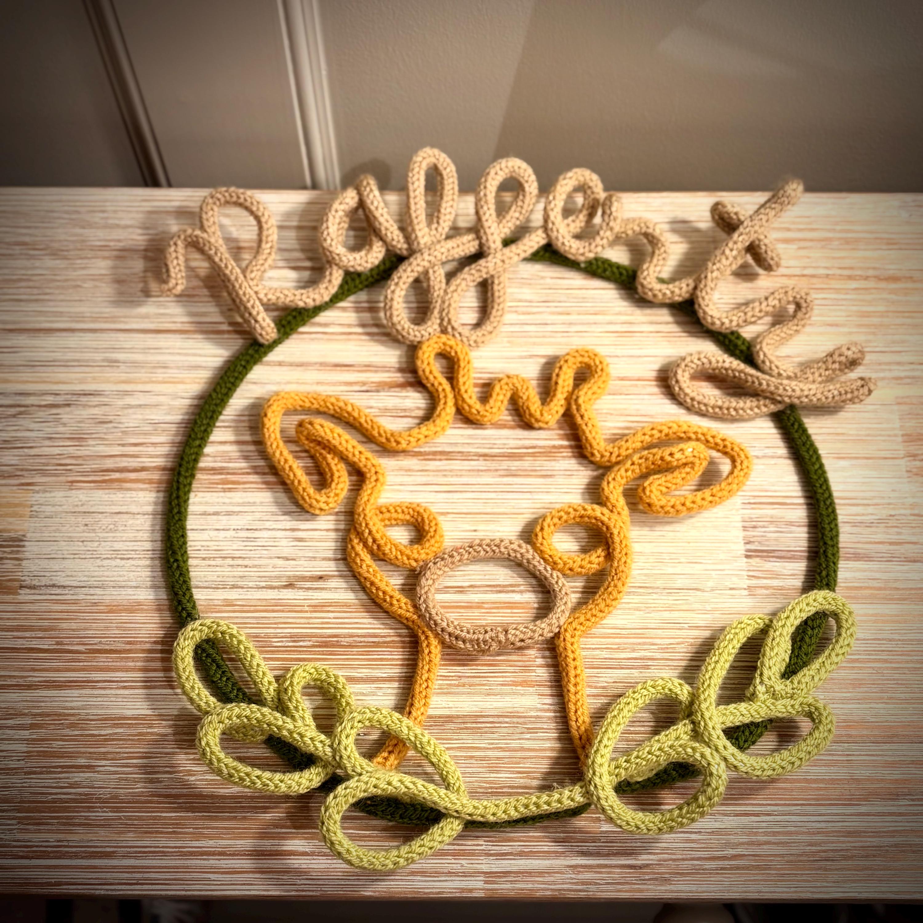 Personalised Giraffe Name Sign / Handmade Nursery Wall Decor/ Knitted Wire Giraffe Art for Safari or Jungle Nursery
