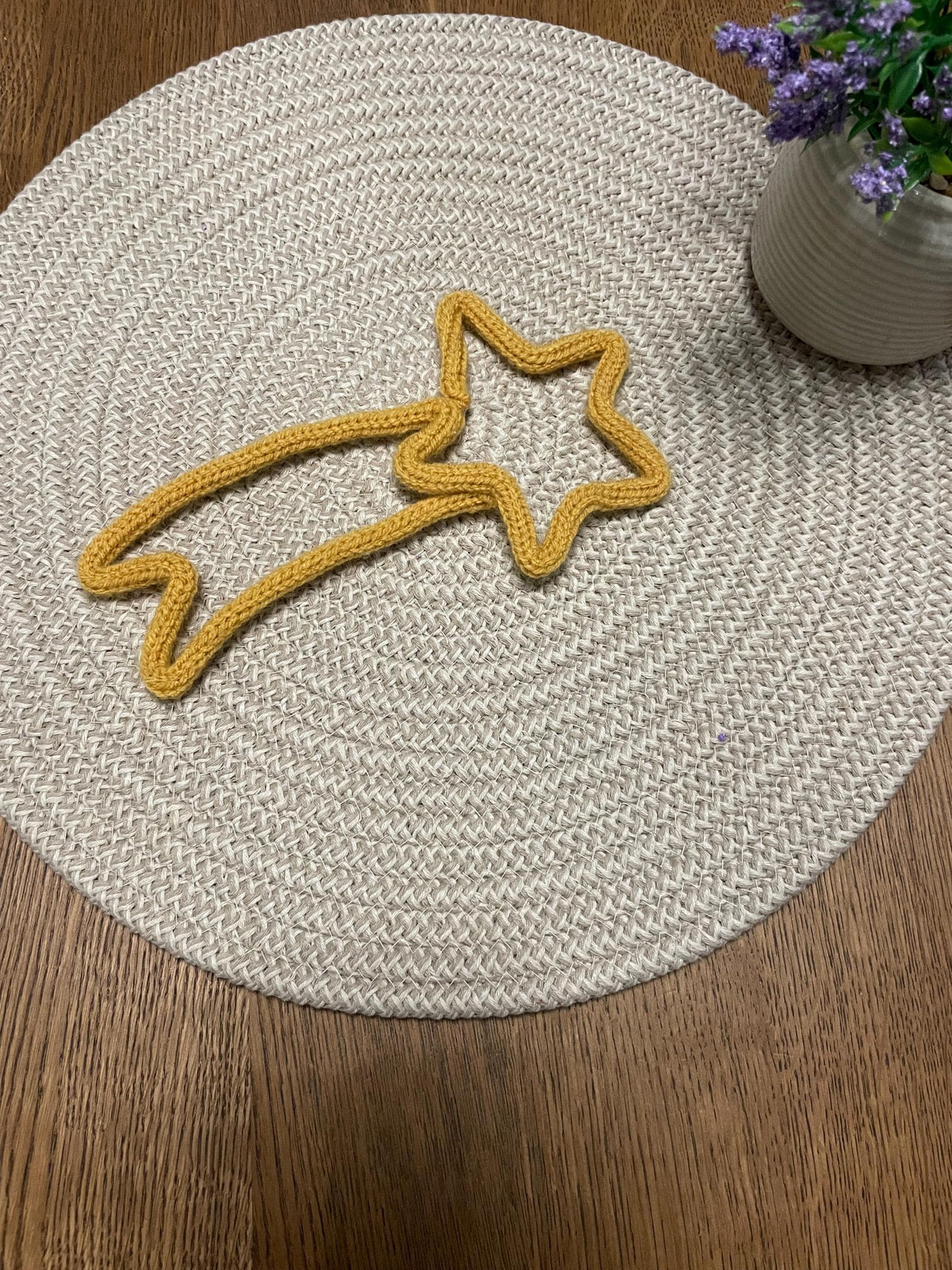 Handmade knitted rocket / Wall decoration / Space themed / Custom-made / Nursery / Baby / Star / Planet / Moon / Rocket