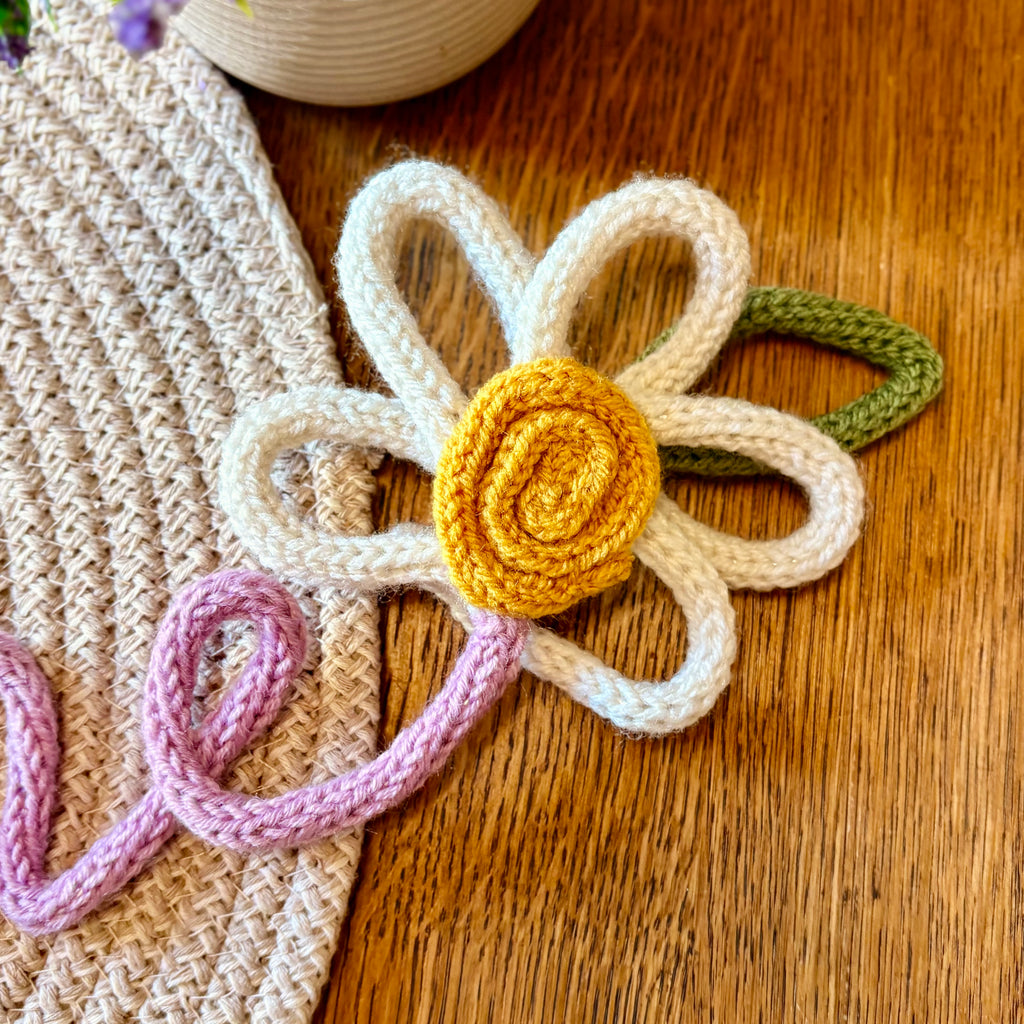 Personalised Knitted Wire Name Sign with Daisy
