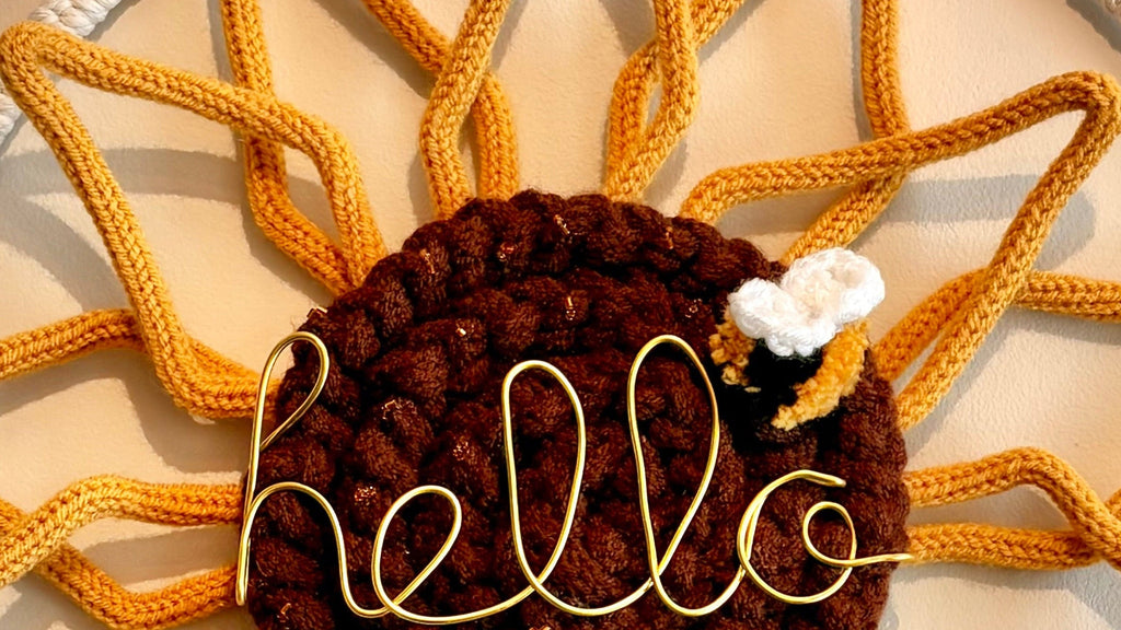Large Handmade Knitted Wire Art Sunflower Wreath – Macramé Wall Hanging with Bee & Gold "Hello" | 40cm