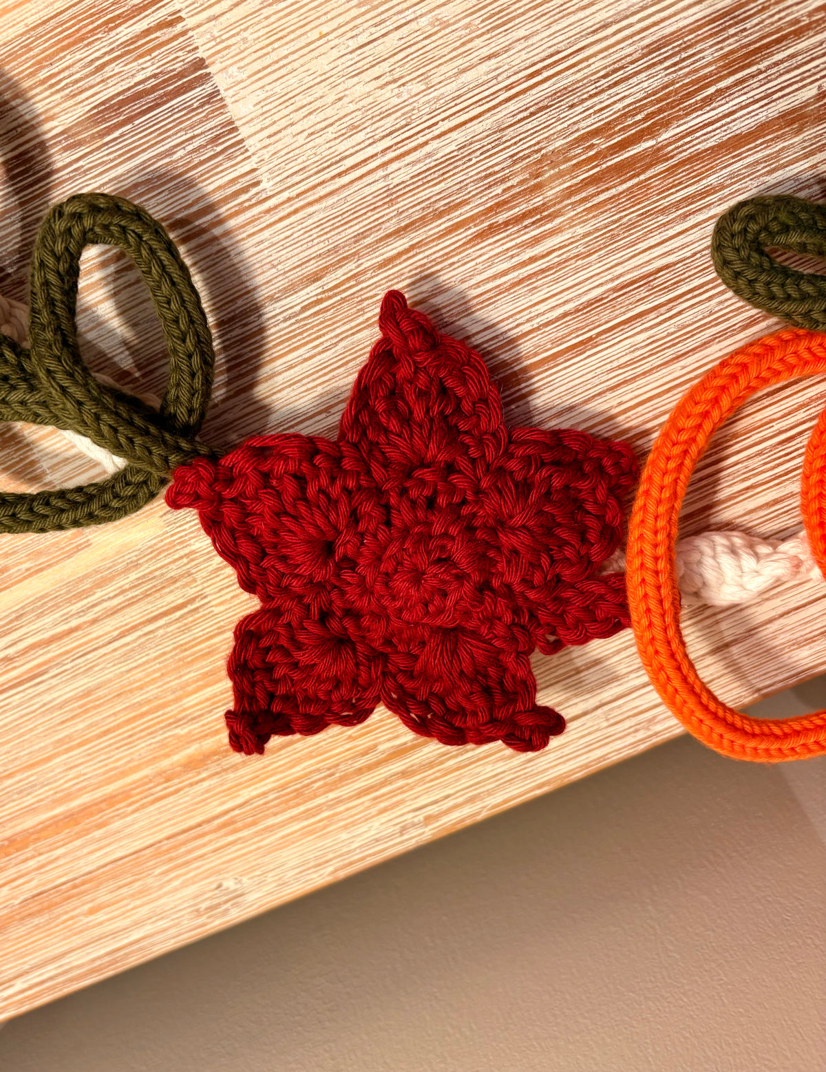 Handmade Knitted Wire Art Autumn Wreath – Personalised Knitted Wire Art with Pumpkin, Maple Leaves & Macramé Border