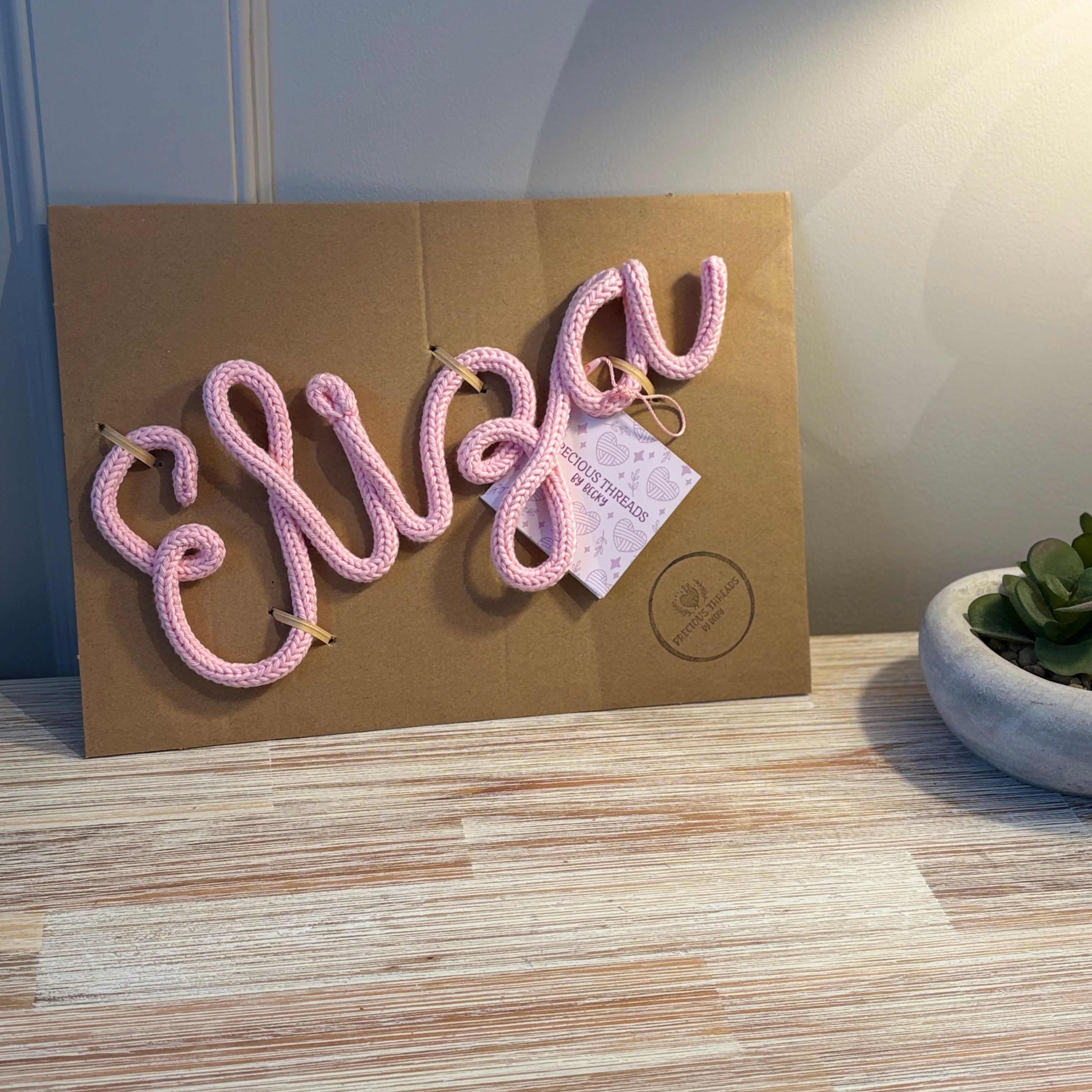 Personalised Knitted Wire Art Name Sign – Handmade Cotton Yarn Wrapped Wire Name Decor – Custom Nursery, Bedroom & Home Decoration – 38 Colours Available