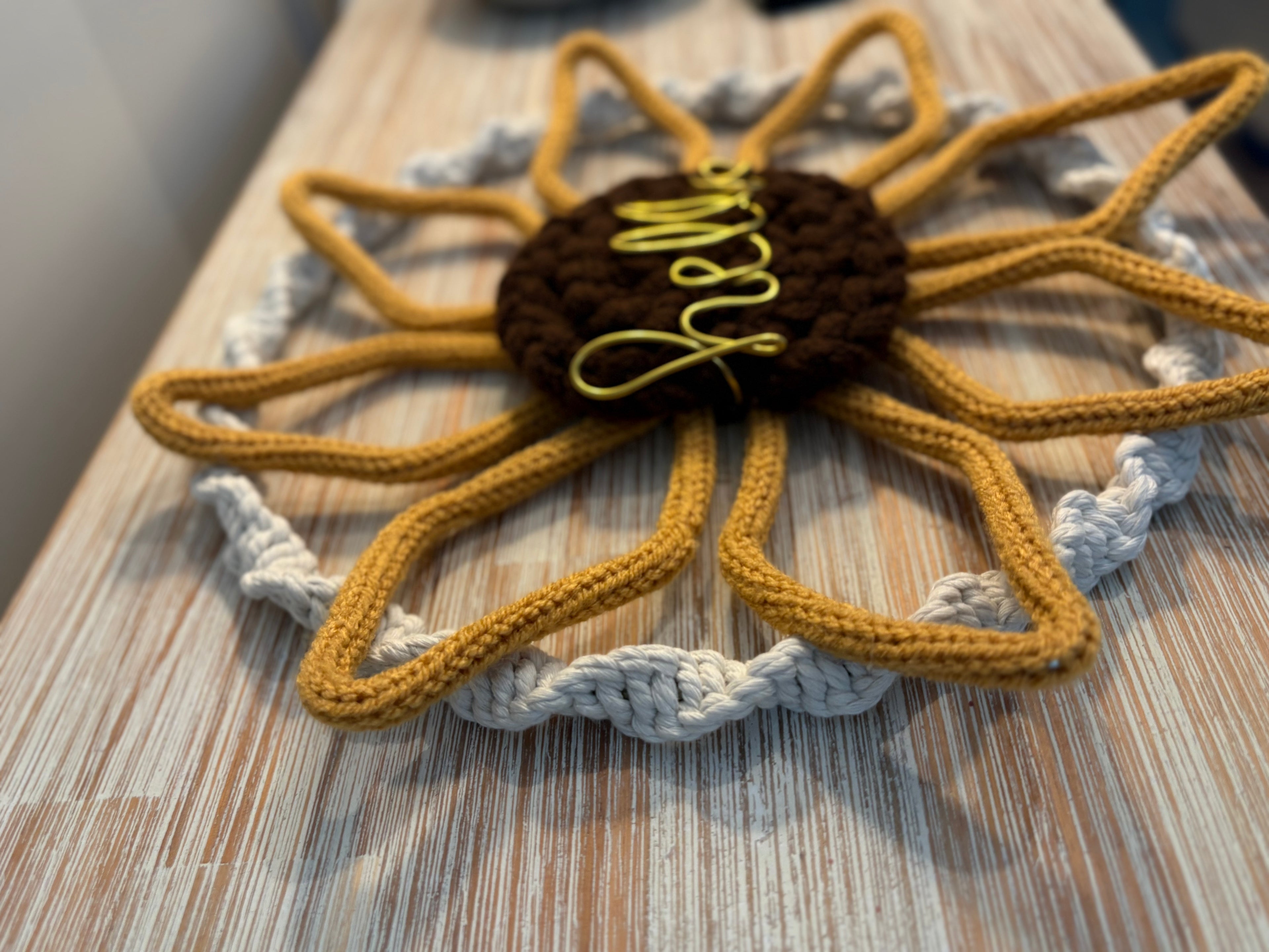 Handmade Knitted Wire Art Sunflower Wall Hanging – Macramé & Crochet Home Décor | 30cm