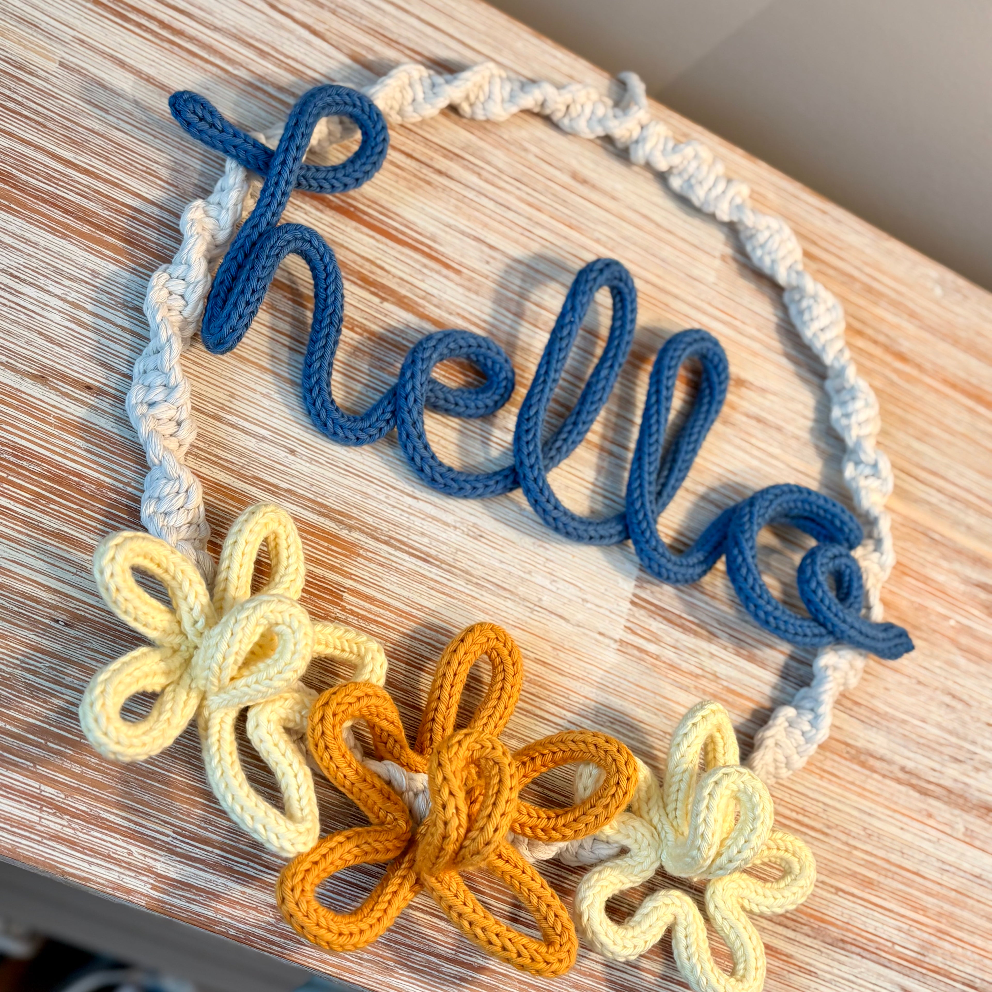 Macrame Hello Wreath with Knitted Wire Art & 3 Daisy Flowers