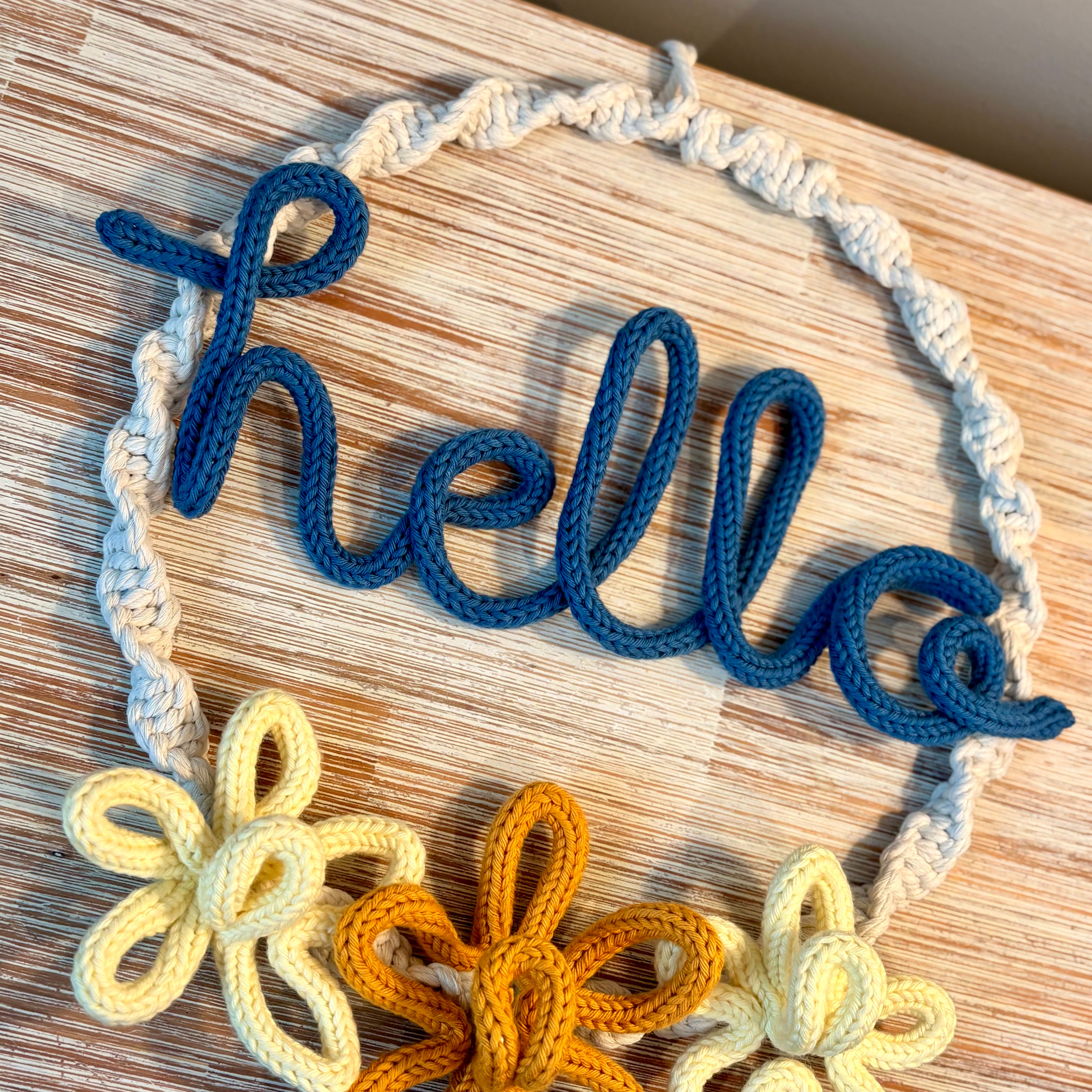 Macrame Hello Wreath with Knitted Wire Art & 3 Daisy Flowers