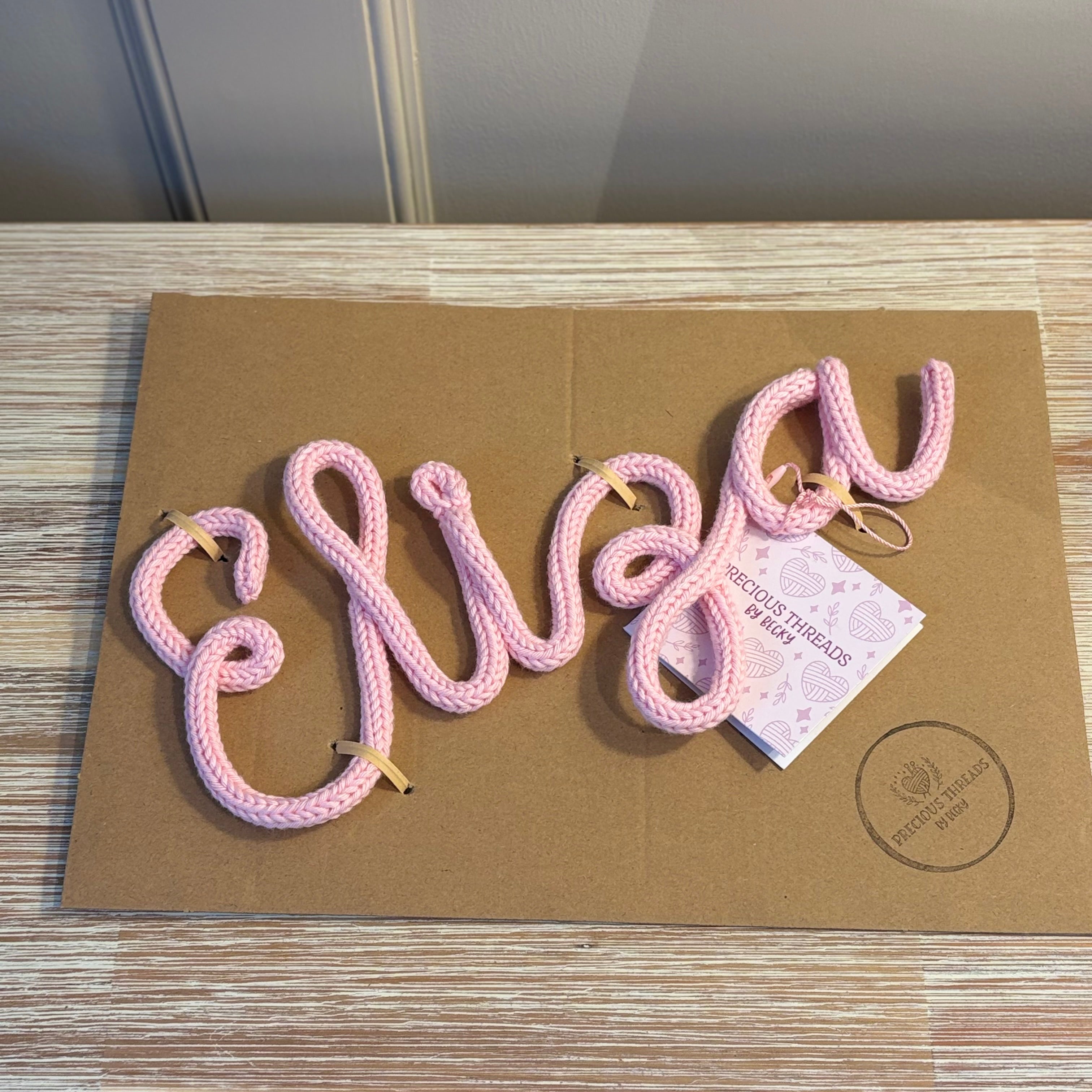 Personalised Knitted Wire Art Name Sign – Handmade Cotton Yarn Wrapped Wire Name Decor – Custom Nursery, Bedroom & Home Decoration – 38 Colours Available