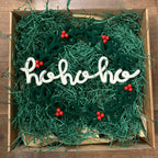 Handmade Green Knitted Wire Christmas Wreath 35cm – Front Door Christmas Wreath with Red Beads & "Ho Ho Ho" Decoration